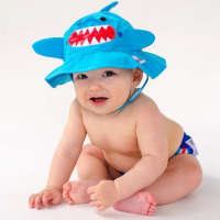 Set Bañador Pañal y Gorro Tiburón - Imagen 2