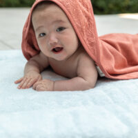 Toalla/Capa de Baño Apricot Blush - Imagen 2