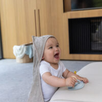 Toalla/Capa de Baño Feather Grey - Imagen 3