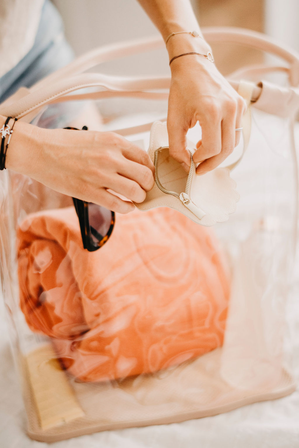 Bolsos Playa transparentes con rejilla para la arena