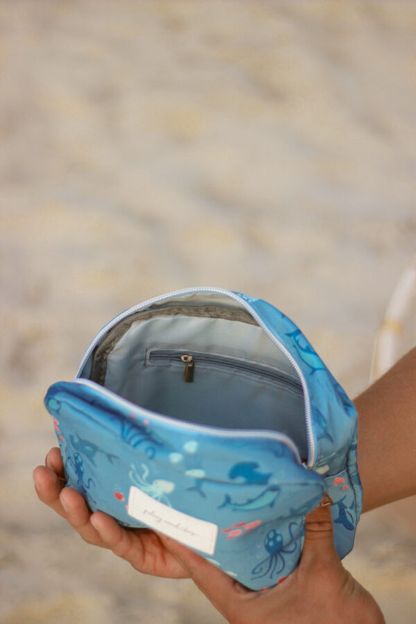 NECESER SHARKS - Imagen 2