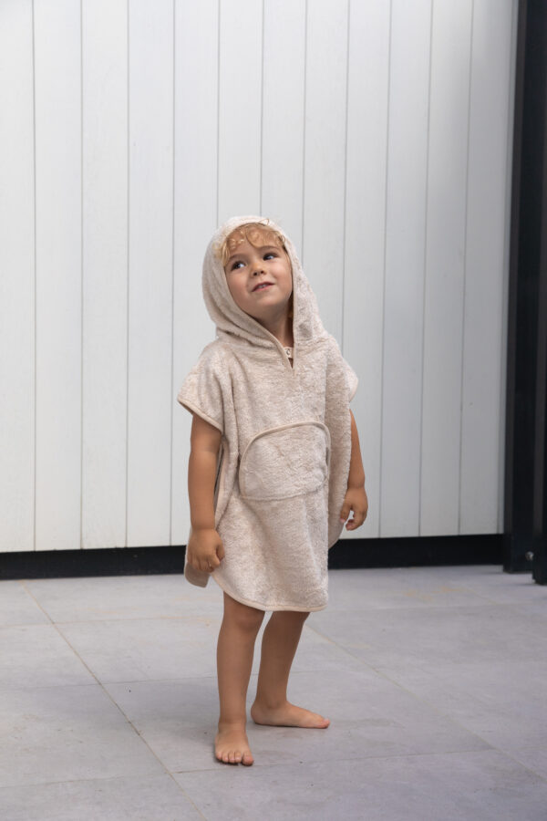Poncho Frosted Almond - Imagen 2