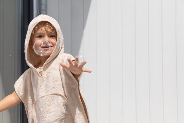 Poncho Frosted Almond - Imagen 10