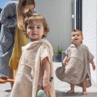 Poncho Frosted Almond - Imagen 11
