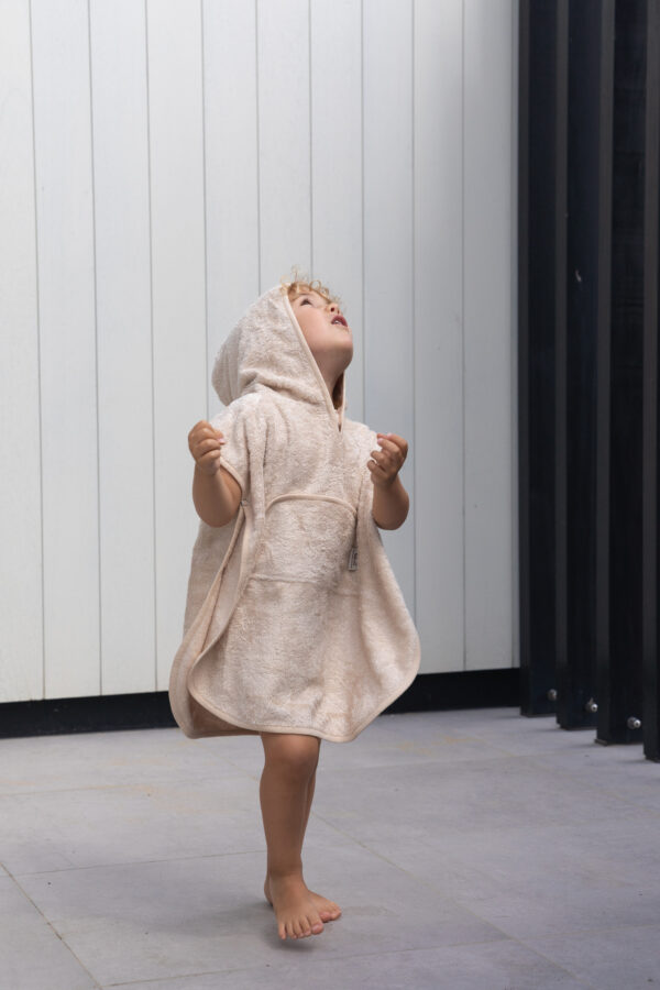 Poncho Frosted Almond - Imagen 3
