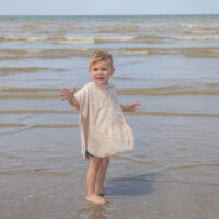 Poncho Frosted Almond - Imagen 12