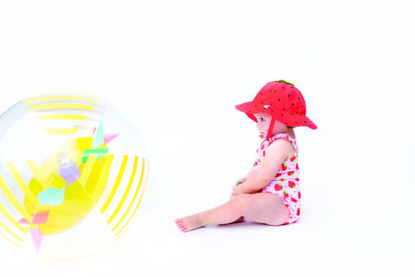 Bañador + Gorro Fresa - Imagen 2