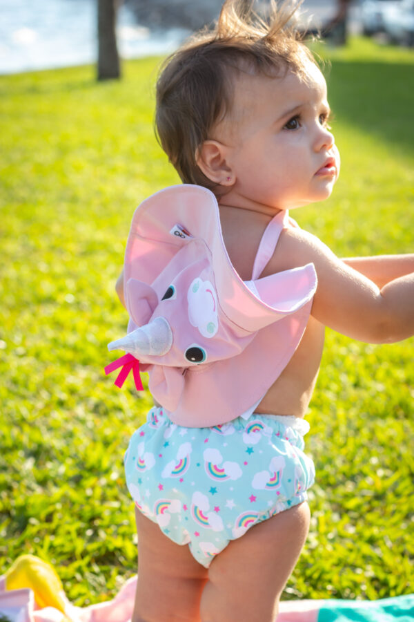 Set Bañador Pañal y Gorro Unicornio - Imagen 3