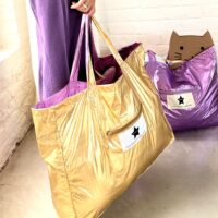 BOLSO REVERSIBLE METALIZADO PÚRPURA/DORADO - Imagen 3