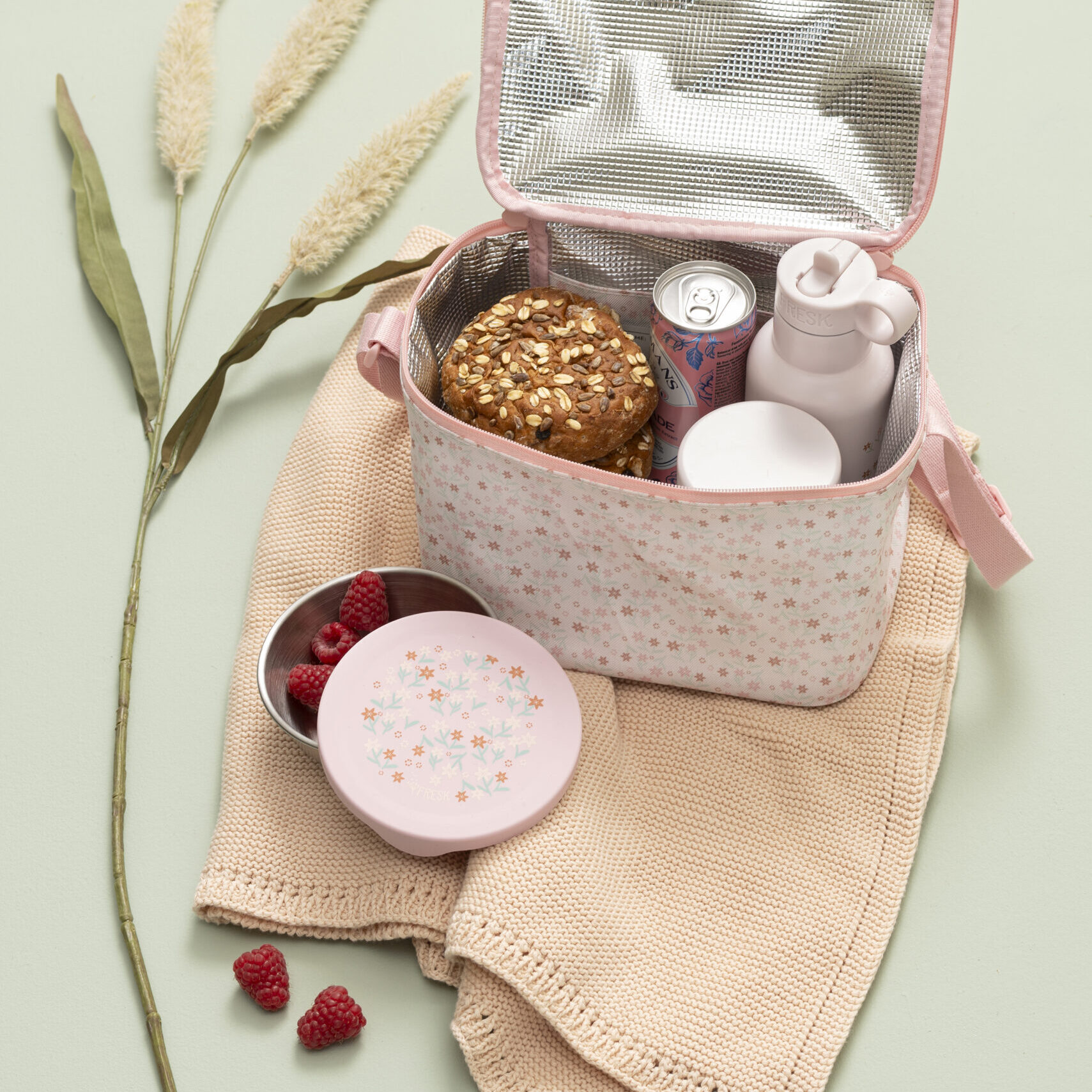 Fresk-coolbag large-snackbox-garden flowers2