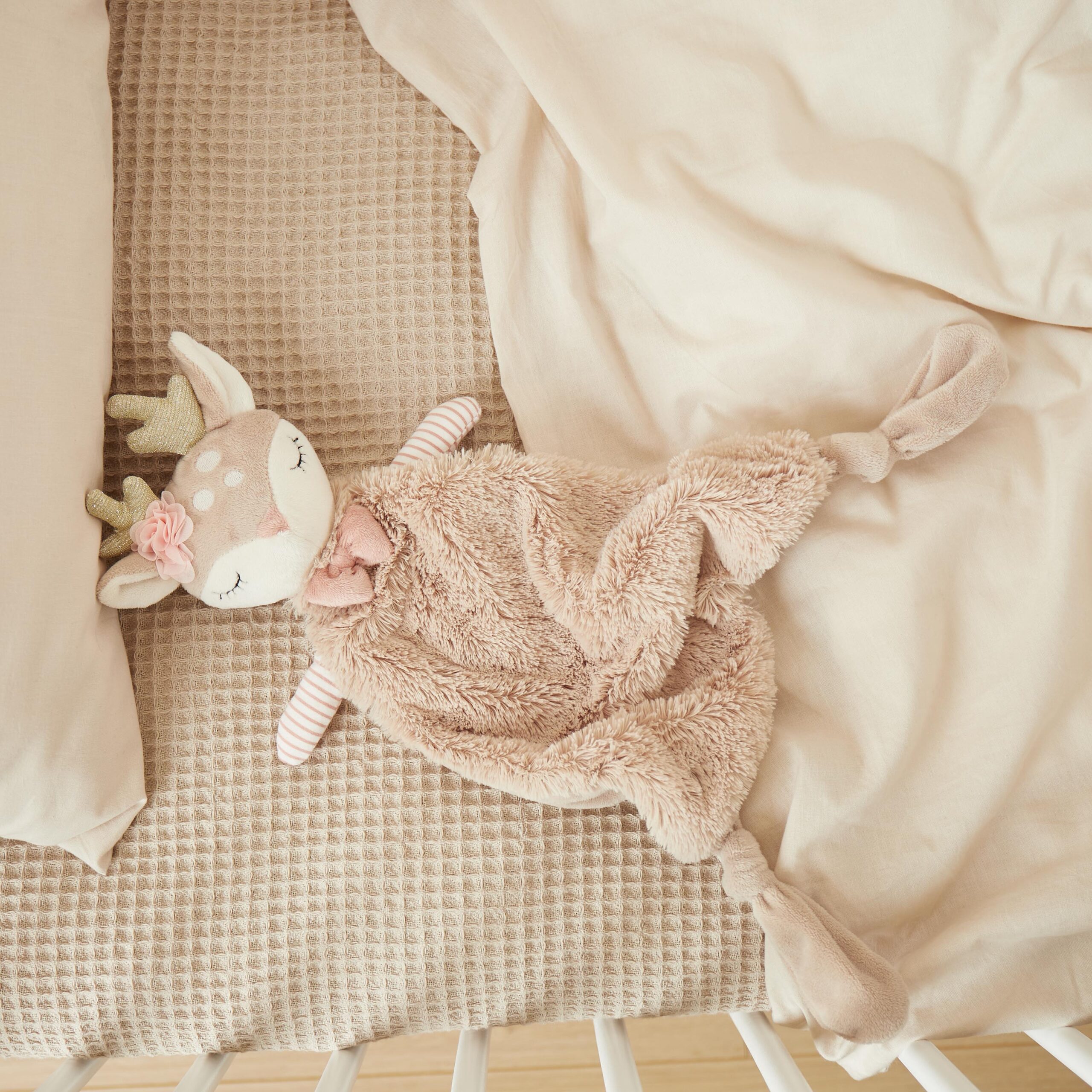 Doudou Cierva Ella - Imagen 2